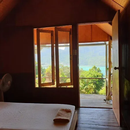 Bob Bar Near Phi Phi View Point Hotel